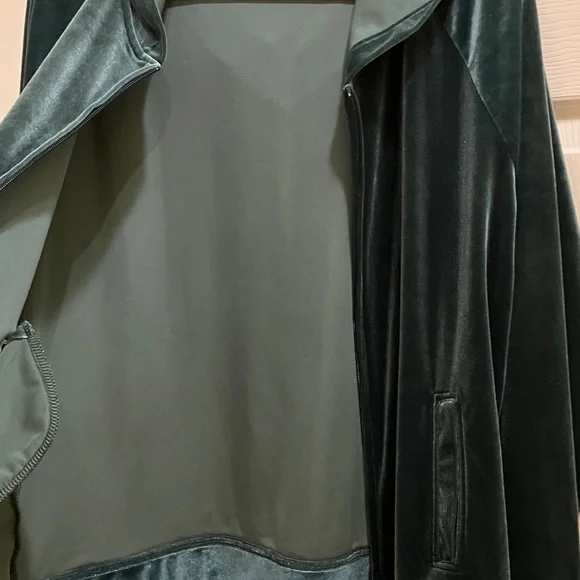 Newport News Velour Feel Zip Hoodie XL Dark Green Soft Stretch Jacket Like New - Picture 4 of 5
